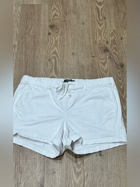 Torrid White Pull On Shorts Size 2 Plus Stretch Casual Summer